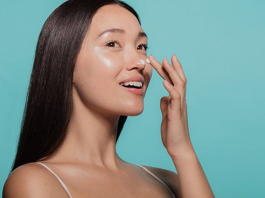 4 K-Beauty Trends To Amp Up Your Spring Skincare Routine | Nabz Saad